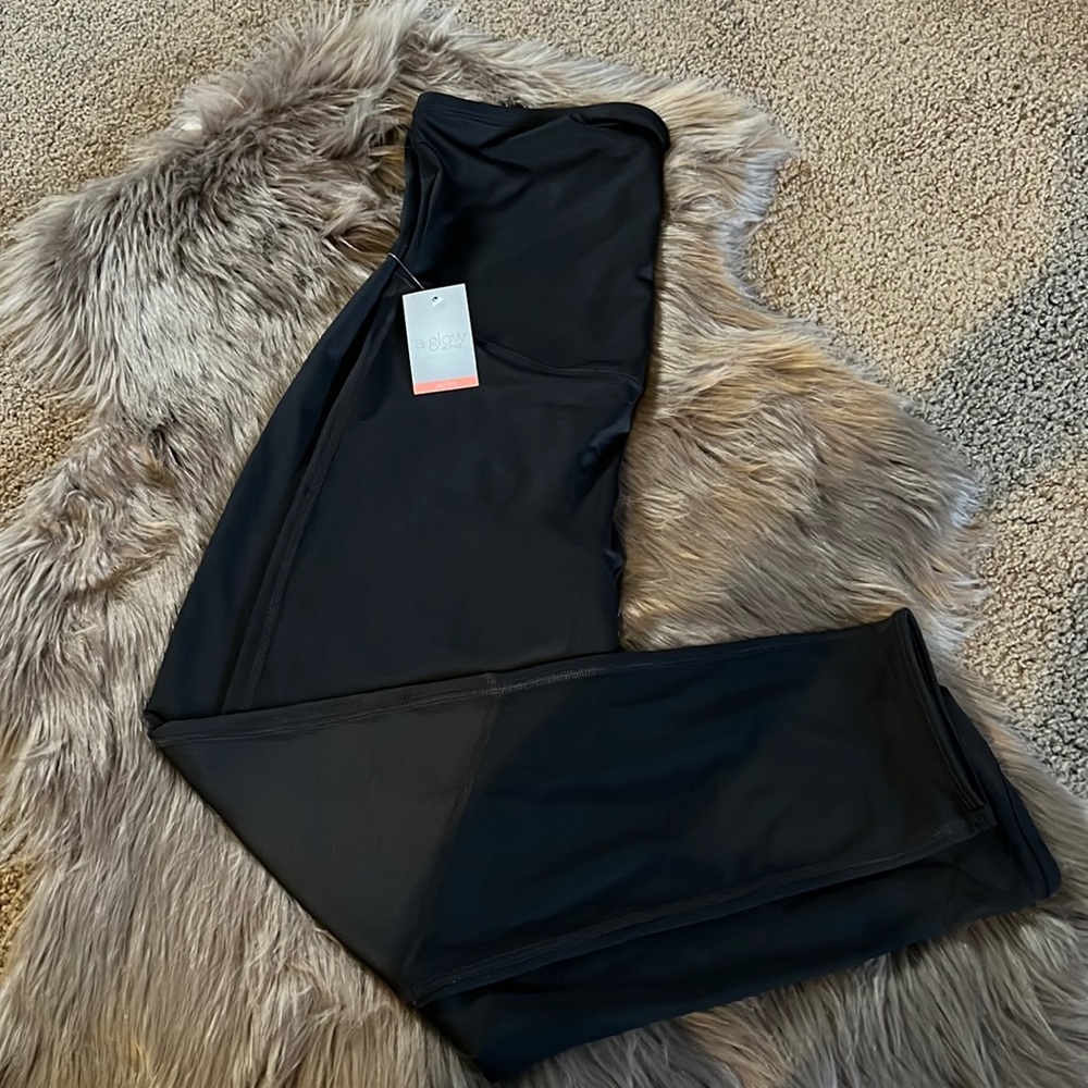 A:Glow Active Maternity Pants size Large with mesh detail